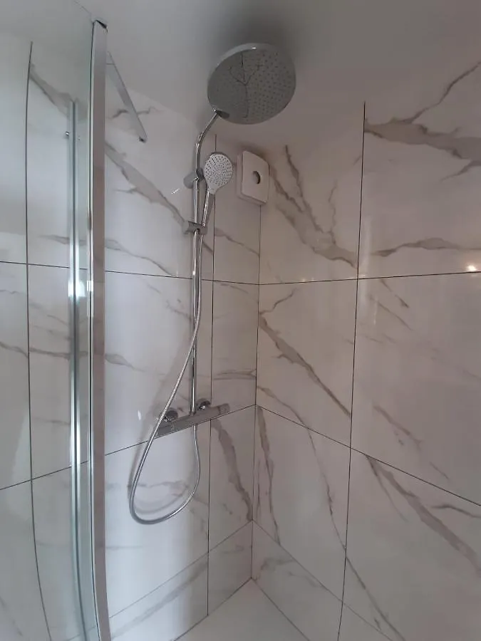 Estrellita Two Bedroom, Top Floor With Seaview Fuengirola Lägenhet
